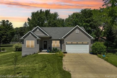 WELCOME HOME !! Fabulous Modern & Easy to Maintain 3 Bedroom 2 - photo 30