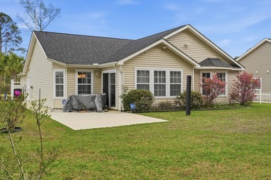 Beautifully FURNISHED, well maintained 3 bed 2 bath ranch with - photo 32