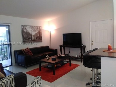 Beautiful and fully upgraded 2-bedroom, 2-bath unit located in - photo 15