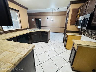 Opportunity awaits with this spacious 5-bedroom, 2-bath home - photo 10