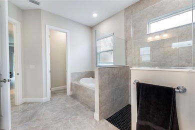 Welcome to this stunning 2023 custom-built smart home, offering - photo 29