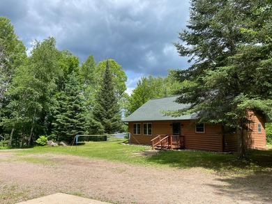 Fantastic log-sided year-round cottage tucked away on 24 private - photo 39