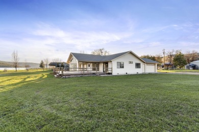 Ochoco Reservoir Home For Sale in Prineville Oregon