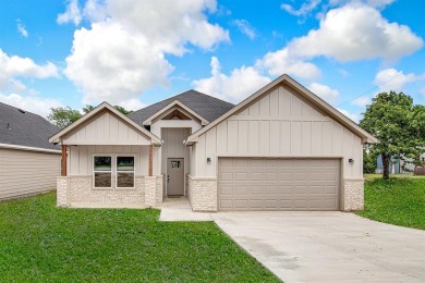 Lake Worth Home Sale Pending in Fort Worth Texas