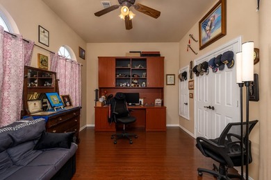 Welcome home to 100 Manders Court in beautiful Runaway Bay, just - photo 17