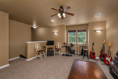 Welcome home to 100 Manders Court in beautiful Runaway Bay, just - photo 22