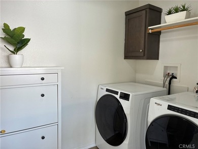 Gorgeous 4 Bedrooms, 2 Baths built in 2018, great open floor - photo 28