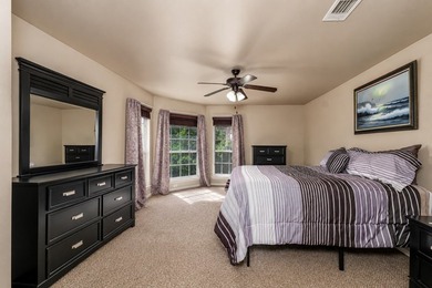 Welcome home to 100 Manders Court in beautiful Runaway Bay, just - photo 29