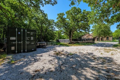 Welcome home to 100 Manders Court in beautiful Runaway Bay, just - photo 30