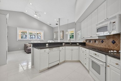 Welcome to this beautifully maintained three-bedroom, two-bath - photo 30