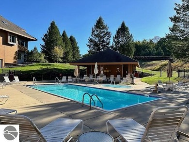 Seldom available penthouse-level condo! This nicely updated - photo 31