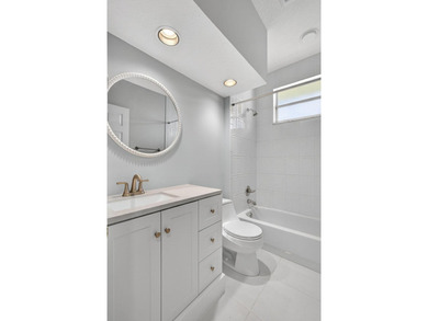 Welcome to this beautifully maintained three-bedroom, two-bath - photo 48
