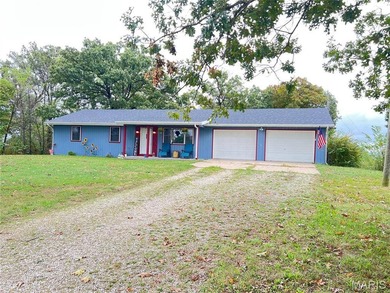 Lake Home For Sale in Vienna, Missouri