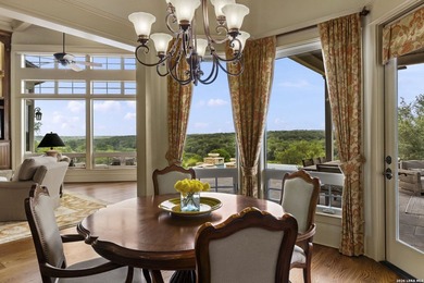 House has 6 bedrooms. This includes an attached guest casita - photo 18