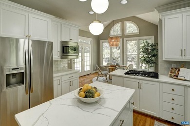 2026 Renovated Classic Light-Filled Home - Available Immediately - photo 19