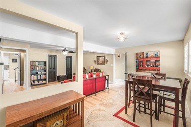 A truly exquisite coastal property offering an unparalleled - photo 21