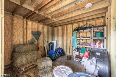 Escape to the peace and privacy of country living with this - photo 29