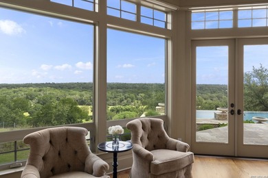 House has 6 bedrooms. This includes an attached guest casita - photo 30