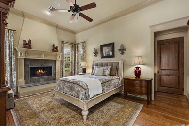 House has 6 bedrooms. This includes an attached guest casita - photo 33