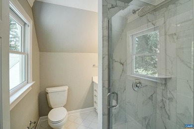 2026 Renovated Classic Light-Filled Home - Available Immediately - photo 40