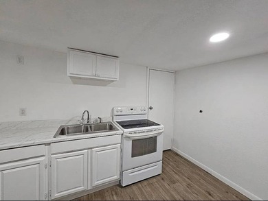 Investment property ready to rent or resell. Price is negotiable - photo 3