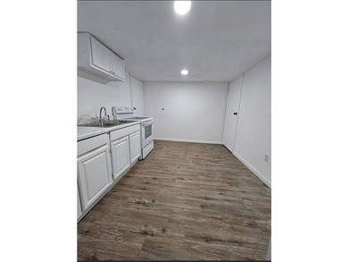 Investment property ready to rent or resell. Price is negotiable - photo 8