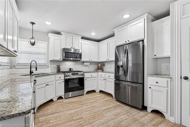 Check out the comfort and convenience in this spacious 4-bedroom - photo 11