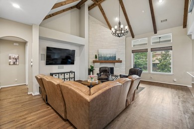 Nestled on a quiet cul-de-sac in the highly sought-after golf - photo 12