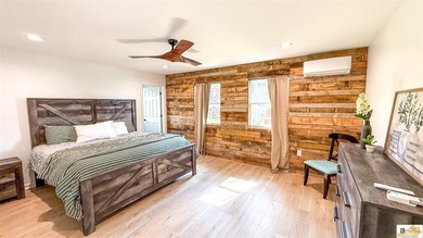 Experience luxury lake living at its finest in this stunning - photo 22