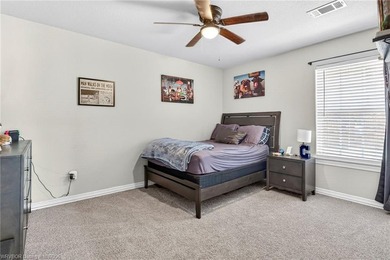 Check out the comfort and convenience in this spacious 4-bedroom - photo 26