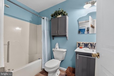 Grasonville - This home offers 3 bedroom and 3 baths located on - photo 33