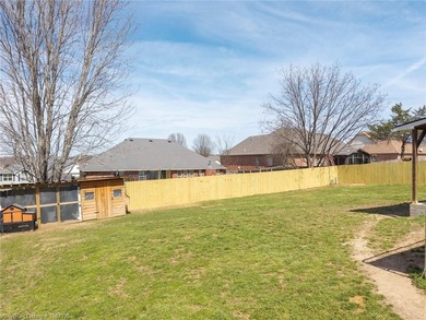 Check out the comfort and convenience in this spacious 4-bedroom - photo 35