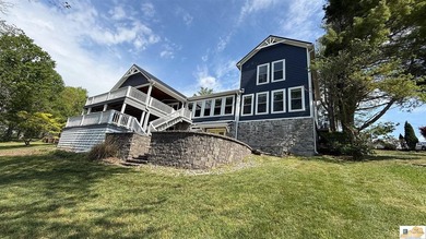 Experience luxury lake living at its finest in this stunning - photo 35