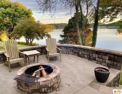 Experience luxury lake living at its finest in this stunning - photo 47