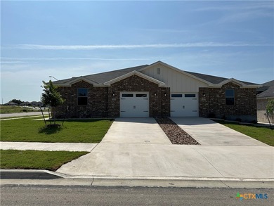Stillhouse Hollow Lake Townhome/Townhouse For Sale in Killeen Texas