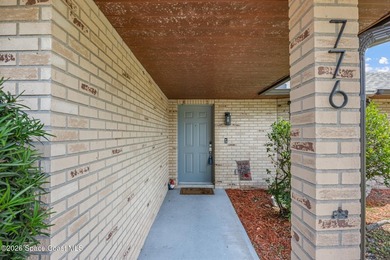 Enjoy a split floor plan along with laundry room being under air - photo 2