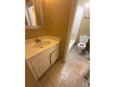 Looking for a townhome that is near to shopping and local parks? - photo 5