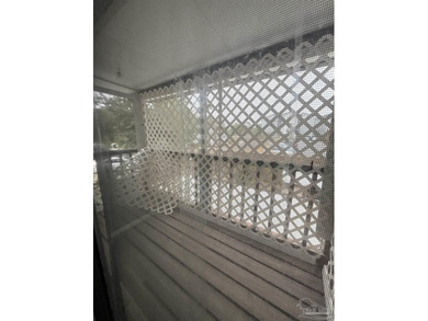 Looking for a townhome that is near to shopping and local parks? - photo 7