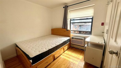Spacious high-floor condo offering over 900 square feet of - photo 4