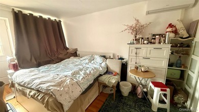 Spacious high-floor condo offering over 900 square feet of - photo 7