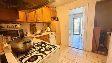 Spacious high-floor condo offering over 900 square feet of - photo 10