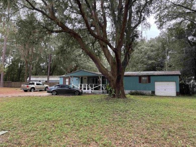 Lake Home Sale Pending in Tallahassee, Florida