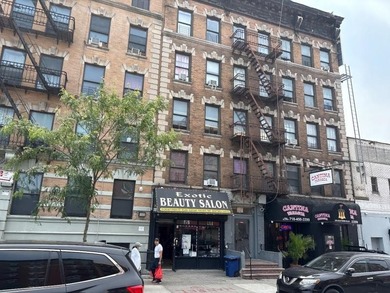 REO-PRIME INVESTMENT PROPERTY- INTRODUCING 576 SOUTHERN BLVD - photo 1