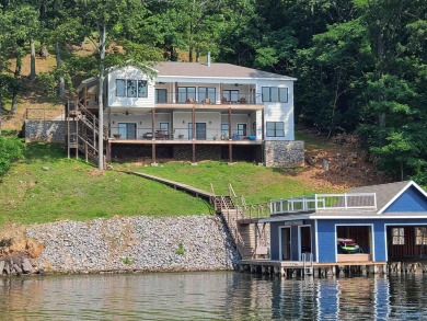 Lake Home For Sale in Scottsboro, Alabama