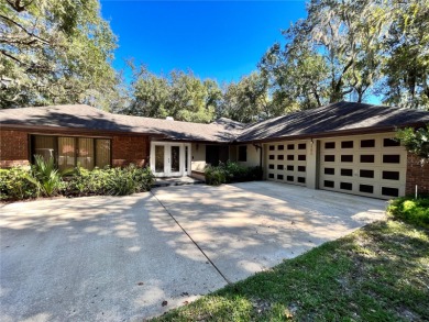 Wekiva River  Home For Sale in Sanford Florida