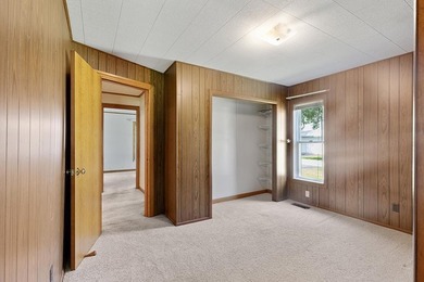 Welcome to 301 E. 17th Street in Lockwood! This well-maintained - photo 22