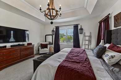 Beautifully maintained 1 story Mediterranean style home - photo 29