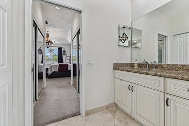 Beautifully maintained 1 story Mediterranean style home - photo 34