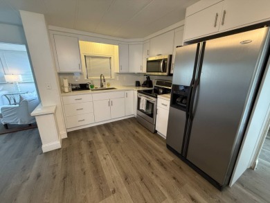 Caloosahatchee River Home For Sale in North Fort Myers Florida