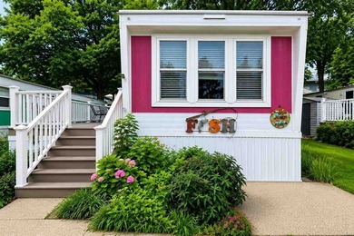 Welcome to this charming 2-bedroom, 1-bath home, ideally located - photo 3